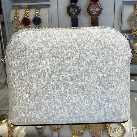 Michael Kors Jet Set Travel Medium Signature Logo Dome Crossbody Satchel Bag
NWT - Picture 14 of 16